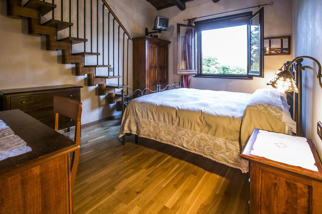 Agriturismo Col Morino Bed & Breakfast Пинето Екстериор снимка
