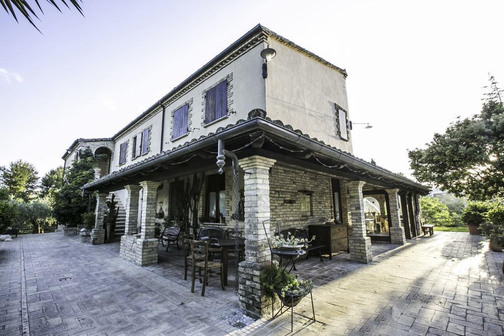 Agriturismo Col Morino Bed & Breakfast Пинето Екстериор снимка